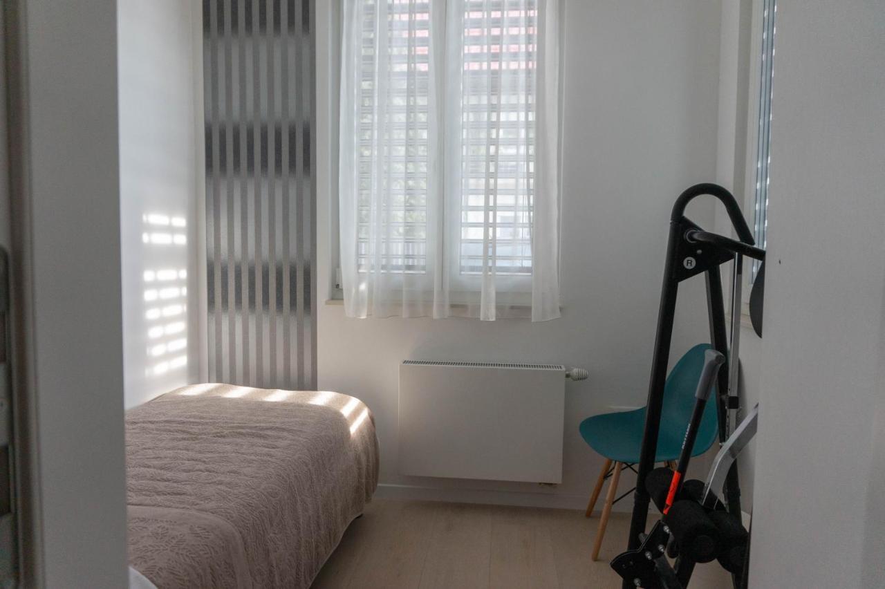 Apartment Maksimir Yard Zagreb Exteriör bild